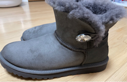 お値下げ！UGG ムートンブーツ スワロフスキー
