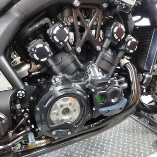 2013年 V-MAX1700 カスタムパーツ多数（ノーマル有） 屋根付保管