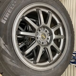 スタッドレスタイヤ、お売りします。