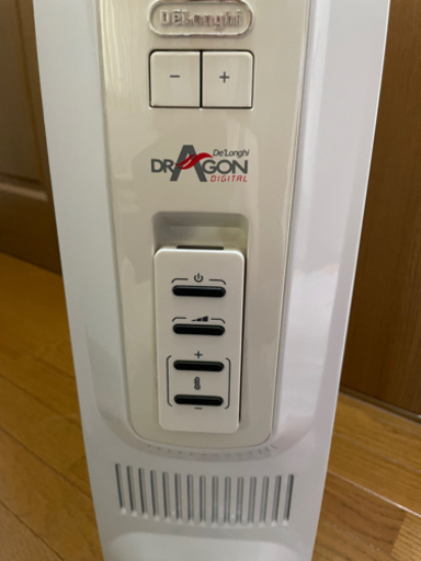 デロンギ　オイルヒーター　1500W