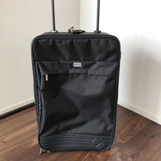 デルセーDELSEY スーツケース　黒