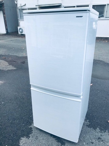 ♦️EJ1391番 SHARPノンフロン冷凍冷蔵庫 【2018年製】