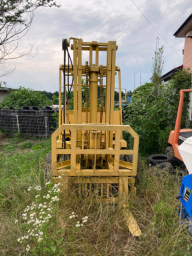 コマツディーゼルフォークリフト3.5トン Komatsu diesel fork lift 3.5 tons