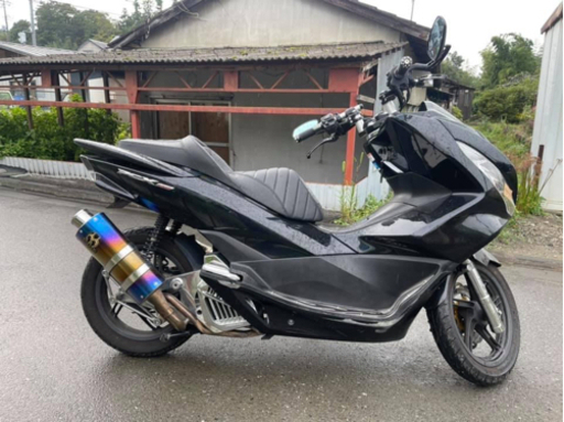 ★お支払い総額 13.8万円★ ホンダ PCX150  KF18  カスタム多数♪ SP忠男マフラー！社外エアクリ ハンドル！等 高速乗れる！低燃費 通勤通学にオススメ♪ ☆お支払い総額 13.8万円☆ ホンダ PCX150 KF18 カスタム多数♪ SP忠男