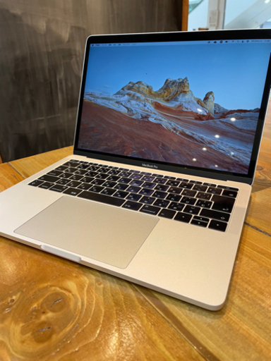 MacBook Pro2018ノートパソコン13インチ