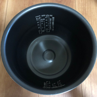 炊飯器　1升炊き　ZOJIRUSHI　NP-HT18　圧力IH