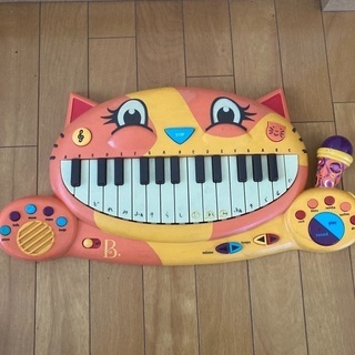 ネコのピアノ