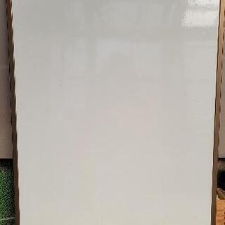 ホワイトボード 白板  (壁掛け可)  約90cm✕約60cm 
