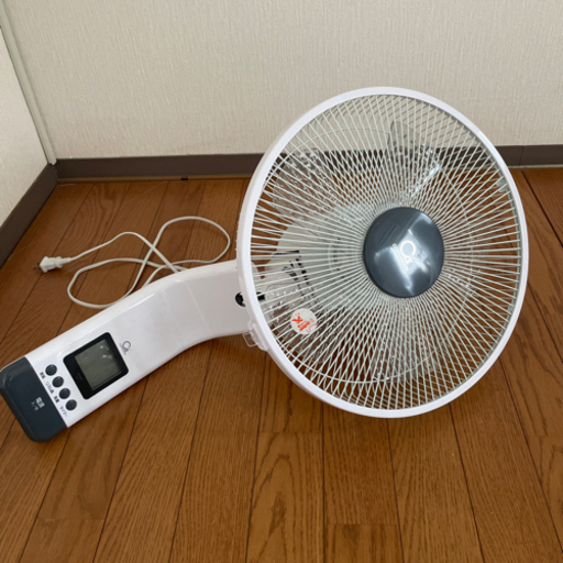 壁掛け扇風機　CORPORATION  2018年製
