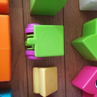 【ネット決済】ピタゴラス　知育玩具　くっつく　磁石　１才　２才　３才