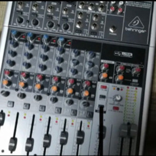 BEHRINGER XENYX 1204USB ベリンガー アナログミキサー