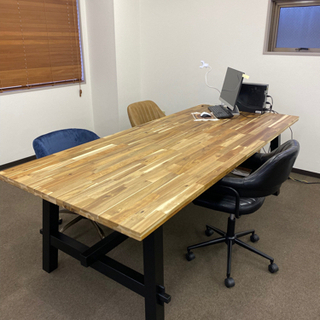 ほぼ未使用 組み立て済み 引き取り限定】デスク テーブルIKEA SKOGSTA