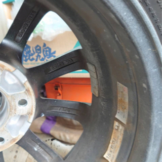 【決まりました】スタッドレスタイヤ　４本