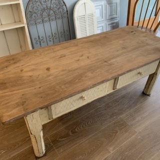 ベルギー製　アンティークペイントローテーブル