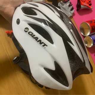 美品】女性向け ロードバイク シューズ・ヘルメットなど備品全て付属