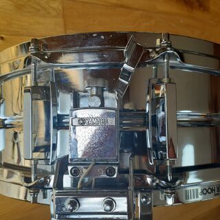 ４００００円！送料無料！YAMAHA SD955AE  ALUMINUM SNARE DRUM 1990'S 　 ヤマハ アルミ スネア　名機　1990年代　レア物 40000円！送料無料！YAMAHA SD955AE ALUMINUM SNARE DRUM 1990'S