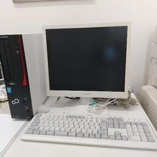 富士通デスクトップパソコン