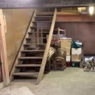 解体する予定の古家に木製階段が残っていれば譲ってくださいませんか？