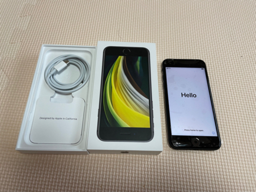 iPhone SE 2  64GB ブラック　ソフトバンク
