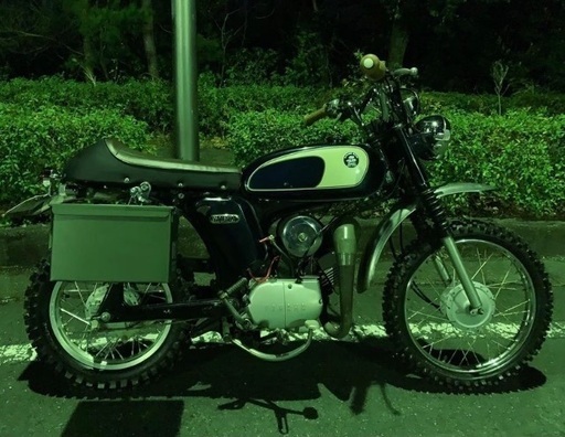 YB-1 スクランブラー