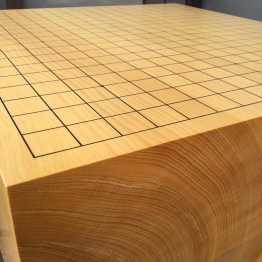 碁盤　中古　　幅43.1　　奥行46　　高さ31.8    厚み19.9　 （ｃｍ）　碁石付き 碁盤 中古 幅43.1 奥行46 高さ31.8 厚み19.9 （cm） 碁石付き 2025年