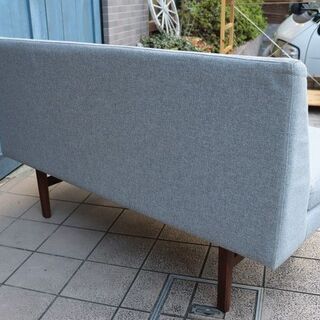 unico(ウニコ)のヴィンテージテイストに仕上げられたNORD(ノルド)シリーズのバックレストベンチソファーです！温かみのある北欧スタイルの2人用ベンチ。リビングでもダイニングでも活躍します♪BI323