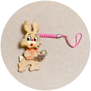 木製人形ストラップ　ウサギさん