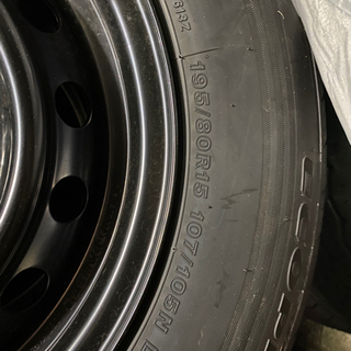 緊急値下げハイエース　タイヤホイールセット　新車外し