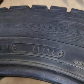 中古タイヤスタッドレス４本セット