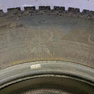 タイヤ、ホイール タイヤ二本 ランクルのタイヤにピッタリ！