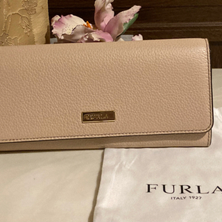 【ネット決済・配送可】未使用、極美品☆ FURLA  長財布☆ ...