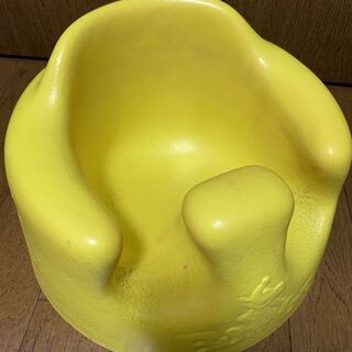 Bumbo（バンボ）黄色