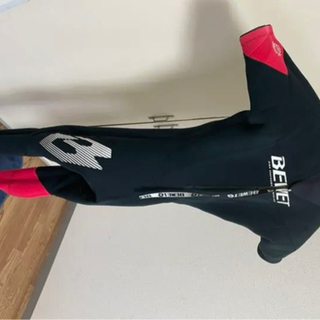 ビーウェットスーツ シーガル　2ミリ