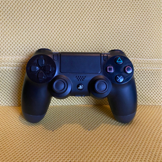 PS4 コントローラー