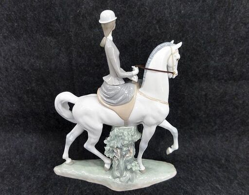 LLADRO リヤドロ 白い馬の少女 No.04516 フィギュリン ポーセリン 陶磁器人形 札幌 中央区