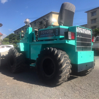 程度良好タイヤショベル　再塗装済み動作良好ディーゼル 程度良好タイヤショベル 再塗装済み動作良好ディーゼル