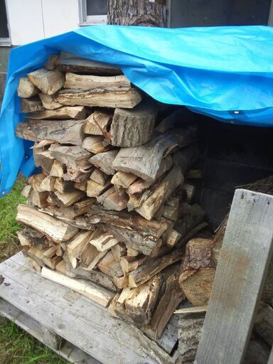 薪 ナラ・樫 軽トラ一杯 県内配送無料 10月10日まで掲載