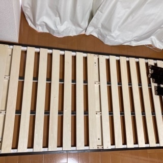 【ネット決済】ニトリ　天然木3段階高さ調整 脚付きすのこベッド(...