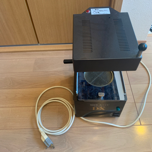 歯科用　加圧成形機
