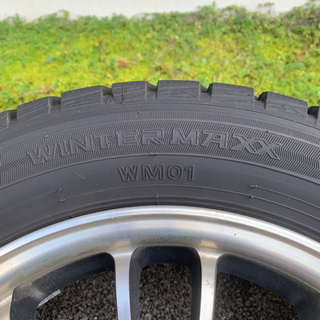 スタッドレスタイヤ ダンロップ ウィンターマックス01 155/65R14 75