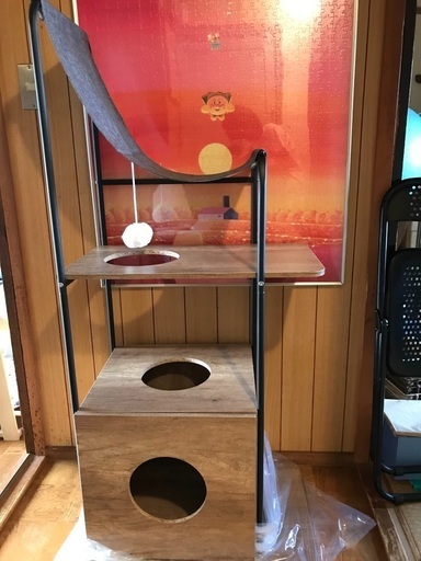 キャットタワー