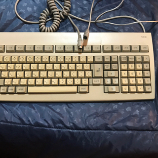 【旧メディア吸い出し用】PC-9821V16(Pentium166MHz)/HDD1.6GB(不良セクタ無し)/3.5&5インチFD搭載、98 OSディスク、マウス、キーボード付 送料無料 