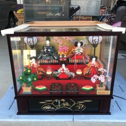 ひな人形