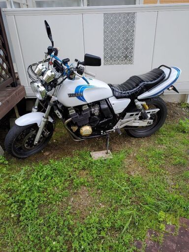 ヤマハ XJR400 4HM