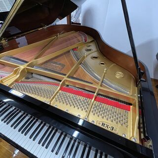 ほぼ新品！試弾大歓迎！中古ピアノ カワイ(KAWAI RX3) ヨーロッパの伝統とカワイの技術が織りなす響き