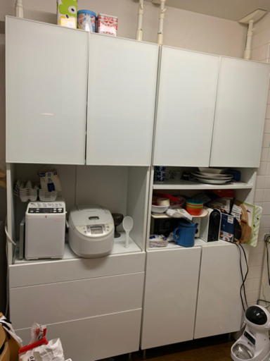 IKEA 食器棚 カップボード ホワイト 2個セット(一個なら半額)