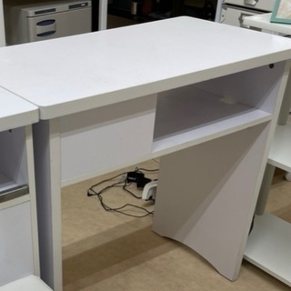 中古ネイルテーブルが無料 格安で買える ジモティー