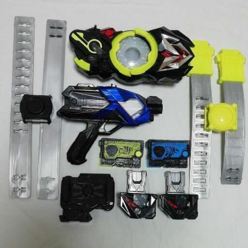 仮面ライダーゼロワン　DXゼロワンドライバー＆DXエイムズショットライザー