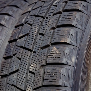 スタッドレスタイヤ　14インチ Ice GUARD iG50 PLUS 175/65 R14 82Q IG50