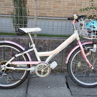 【ネット決済】女の子用自転車　２２インチ　ヘルメット　ワイヤーキ...